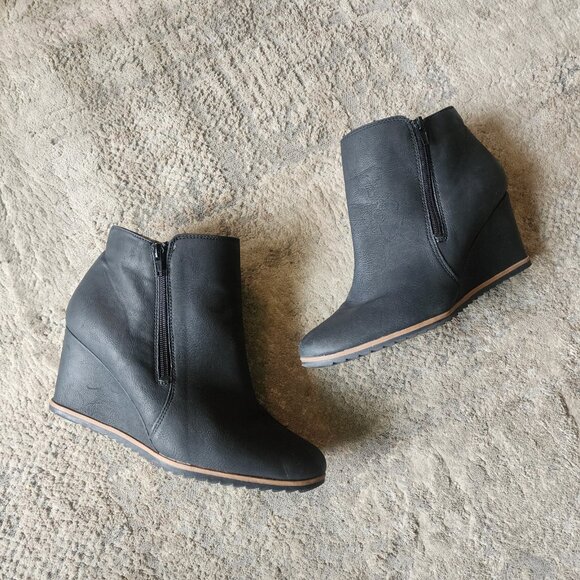 Soul Naturalizer Womens Sz 9.5 Hudson Black Faux Leather Zip Wedge Ankle Booties - Picture 1 of 9